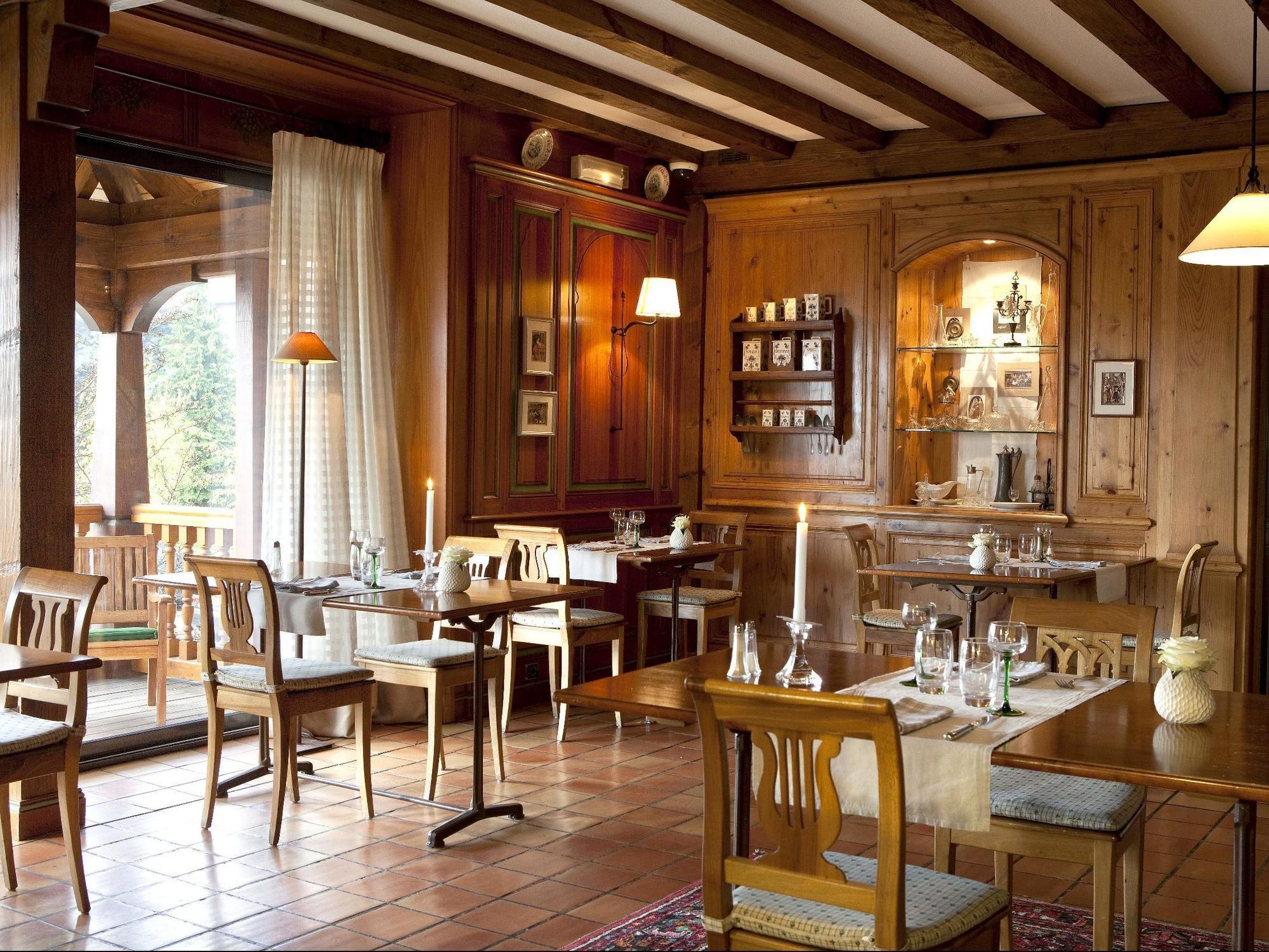 Logis Hotel Le Parc & Spa Saint-Hippolyte  Exterior foto